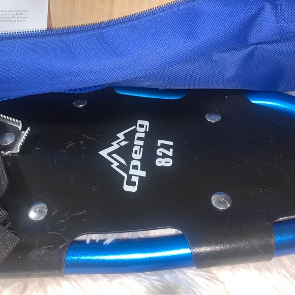 Gpeng 827 SnowShoes With Bag No Poles Frame Size 27”x8” 175-225 lbs NEW - Picture 3 of 3